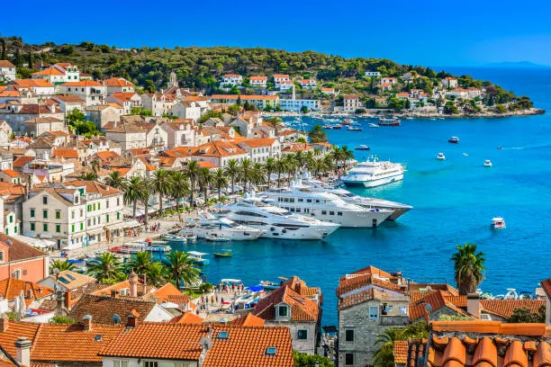 move to croatia from dubai service by croatian lawyers